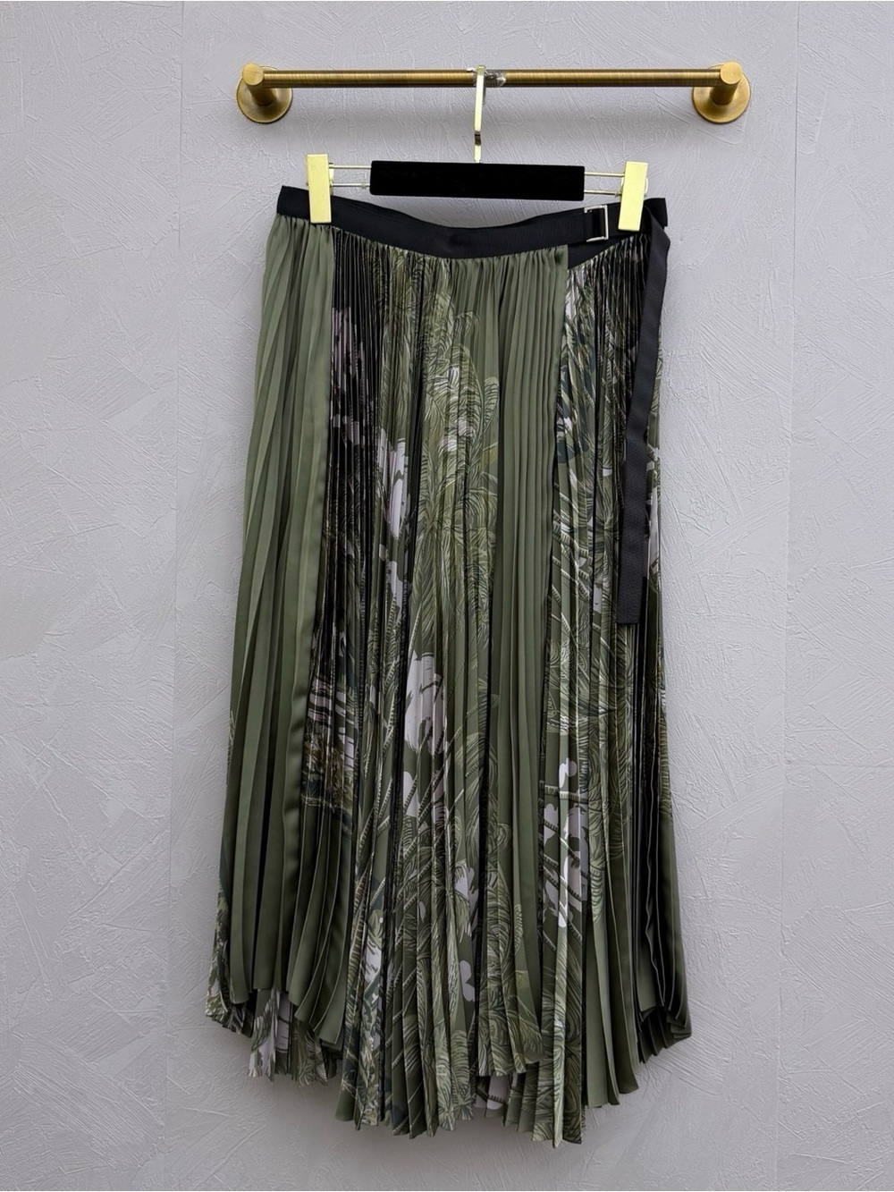 🚩steal Sacai Olive Green Pleated Midi Skirt with Black Waist Tie